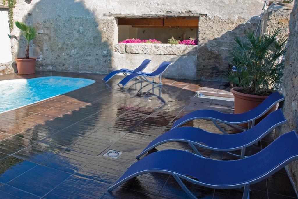 فندق Logis Auberge Cote Jardin Lézignan-Corbières المظهر الخارجي الصورة